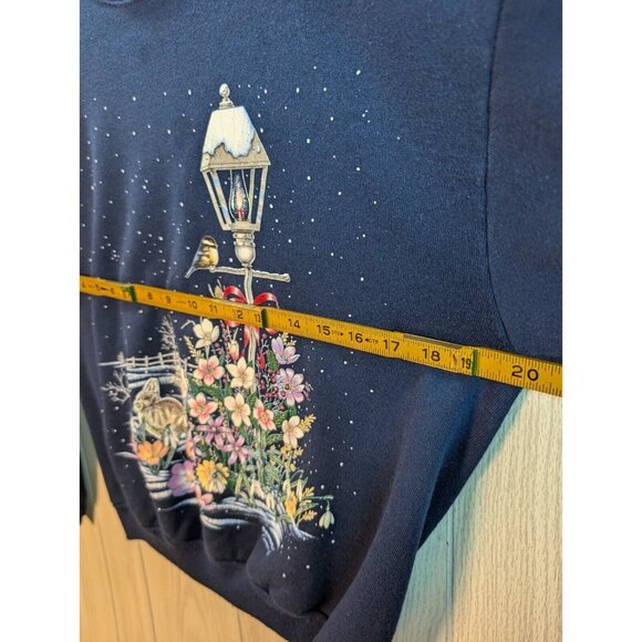 Morning Sun Flowers Snow Christmas Lamp Bow Blue Crewneck Sweatshirt Size Small - Picture 6 of 8